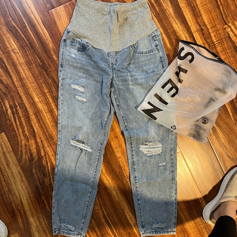 Maternity jeans